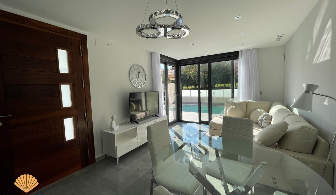 New Build - Villa -
Pilar de la Horadada