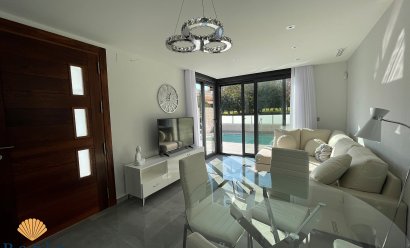 New Build - Villa -
Pilar de la Horadada