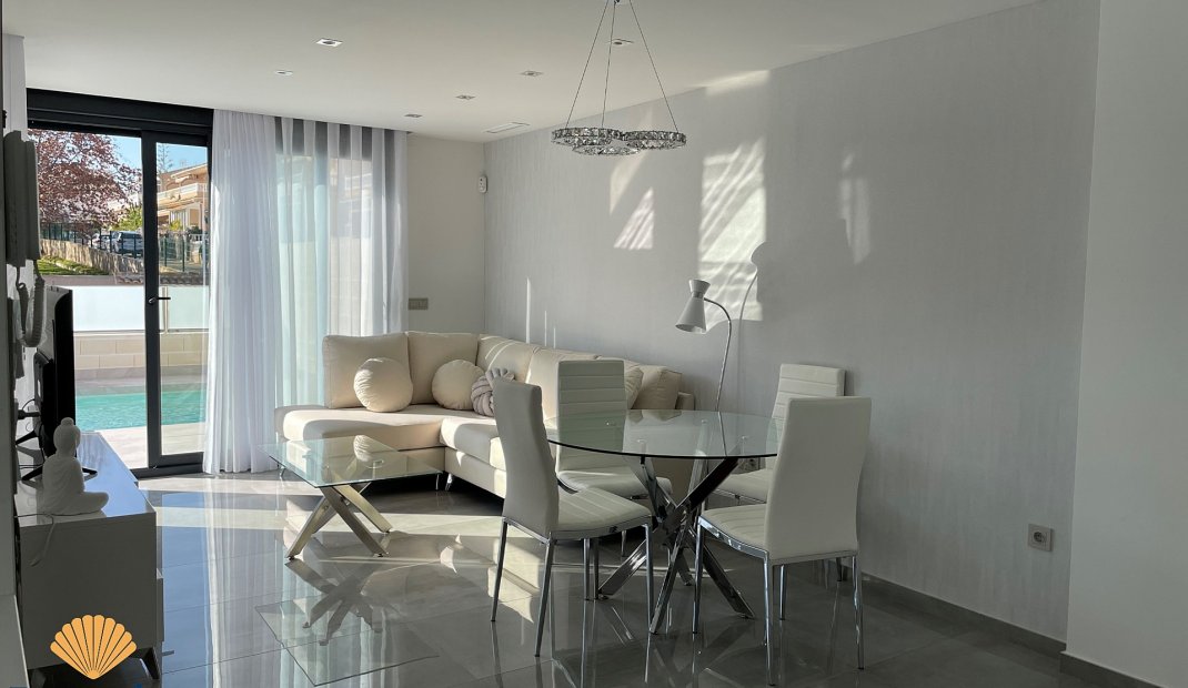 New Build - Villa -
Pilar de la Horadada