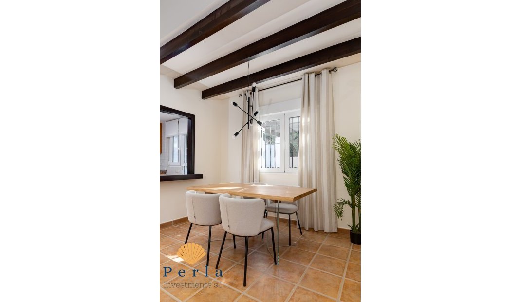 Reventa - Villa -
Las Palas