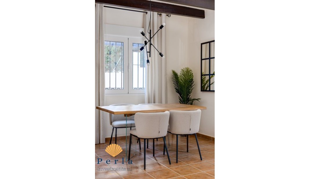 Reventa - Villa -
Las Palas