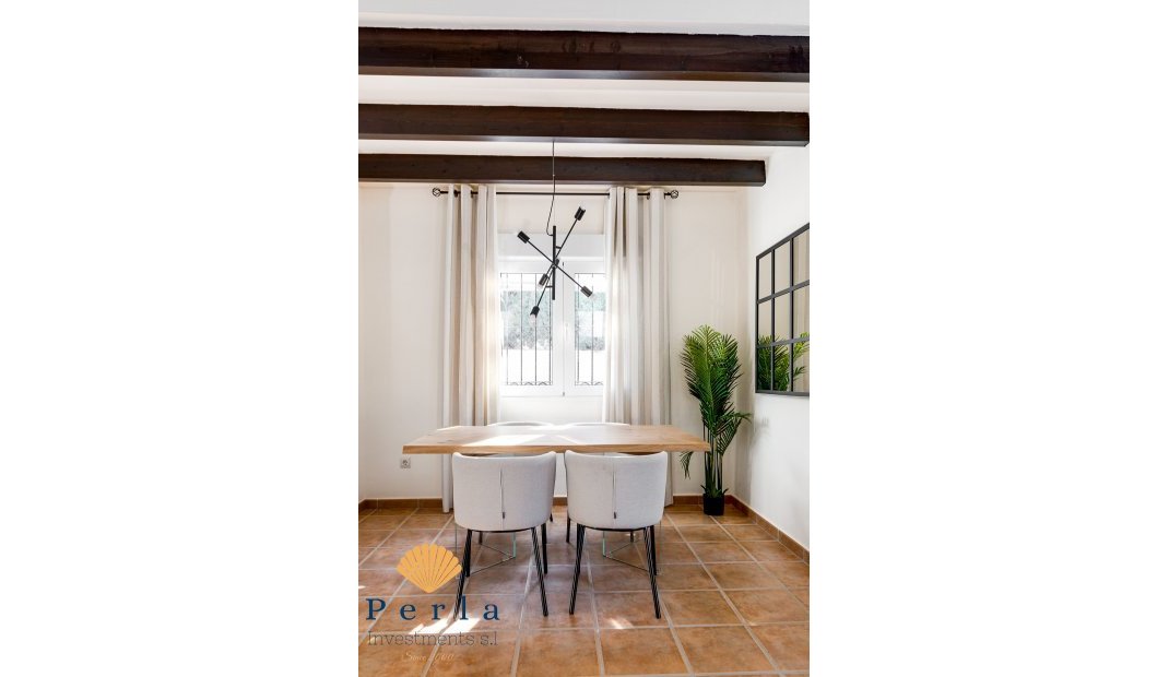 Reventa - Villa -
Las Palas