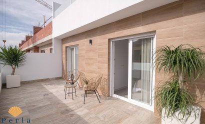 Obra nueva - Adosado -
Avileses