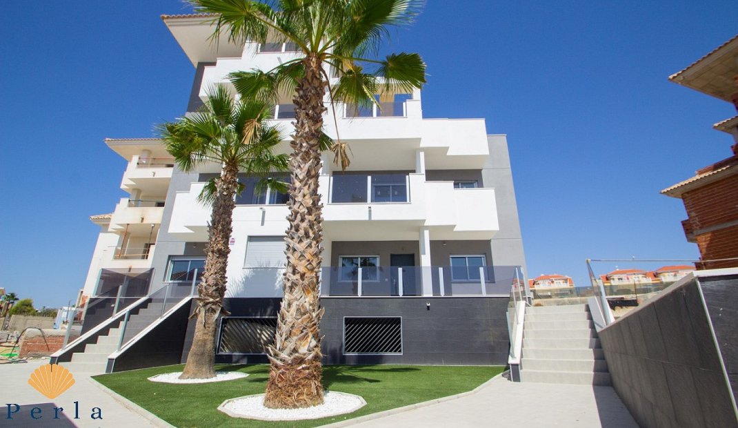 Obra nueva - Apartamento -
Las Filipinas