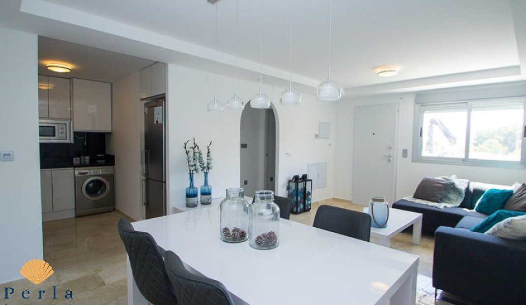 Obra nueva - Apartamento -
Las Filipinas