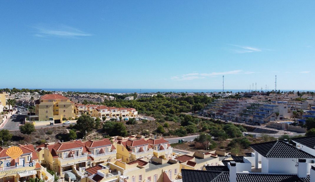 Obra nueva - Apartamento -
Las Filipinas