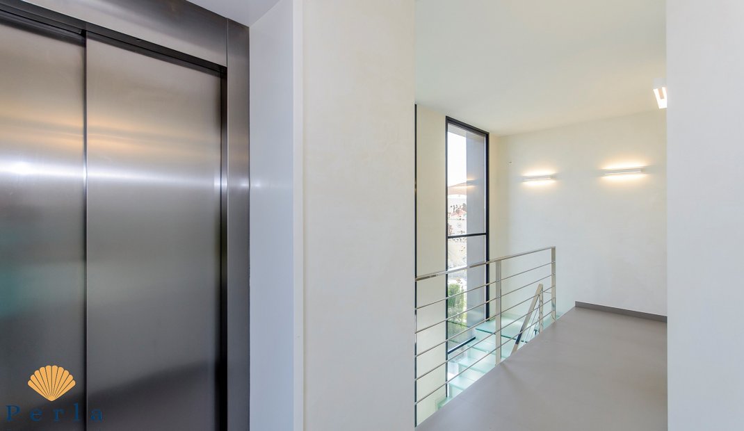 New Build - Villa -
Campoamor