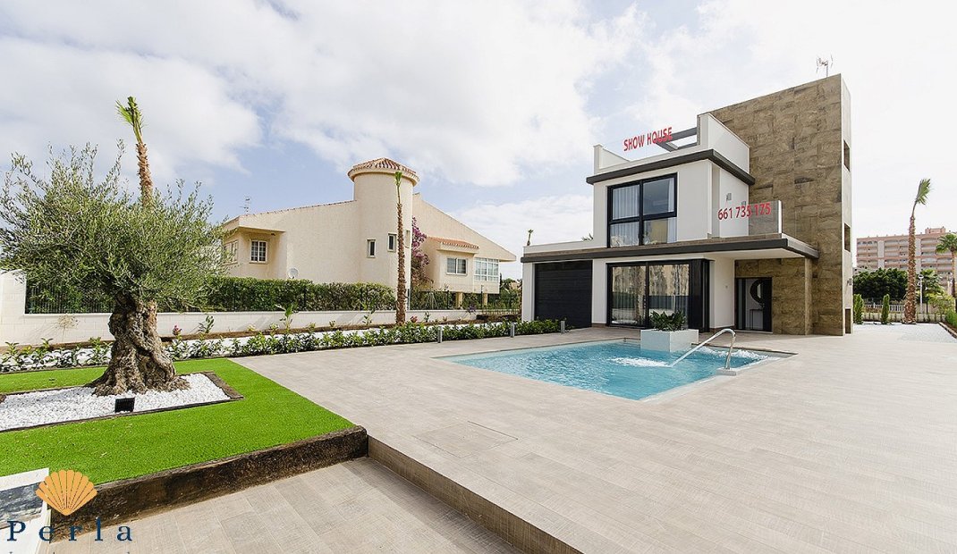 New Build - Villa -
Campoamor