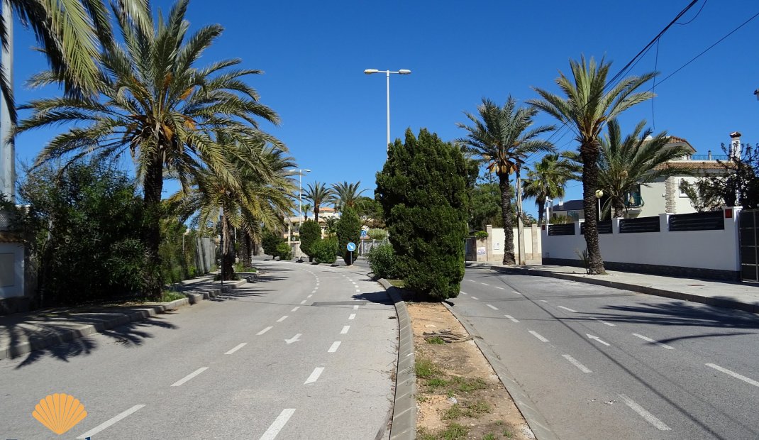 Nýbygging - Einbýlishús -
Orihuela Costa - Cabo Roig