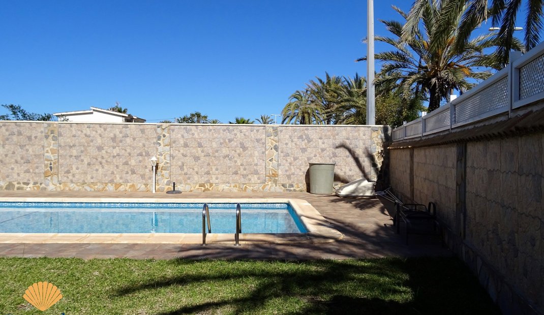Nýbygging - Einbýlishús -
Orihuela Costa - Cabo Roig