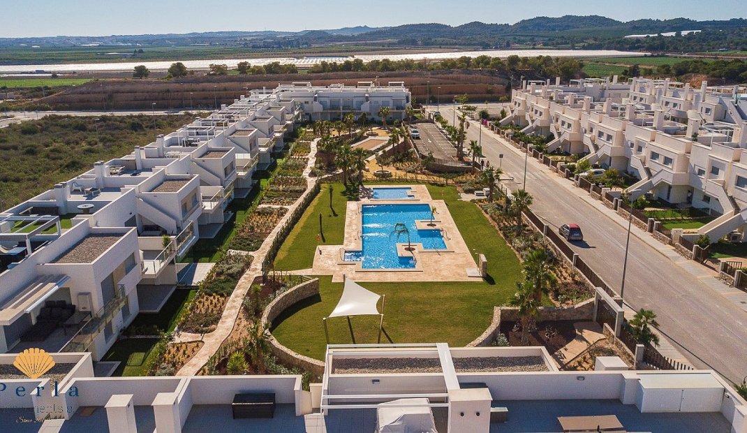 Obra nueva - Bungalow -
Vistabella Golf
