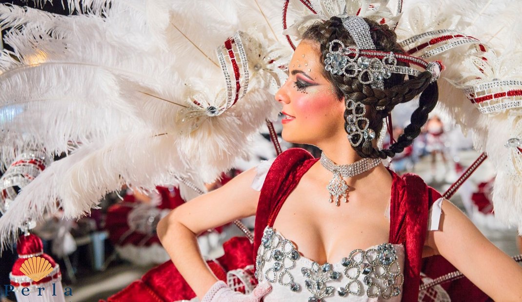 Obra nueva - Ático -
Áquilas