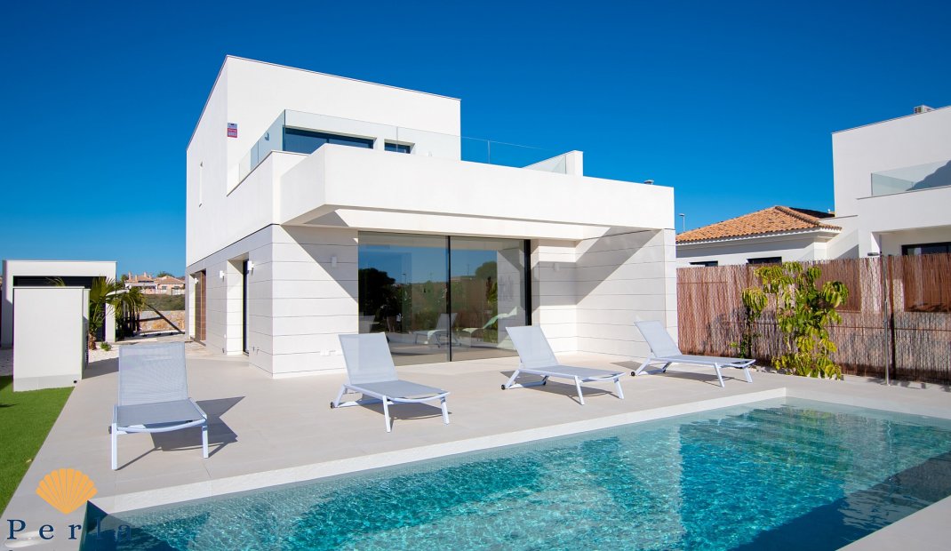 Obra nueva - Villa -
Los Montesinos