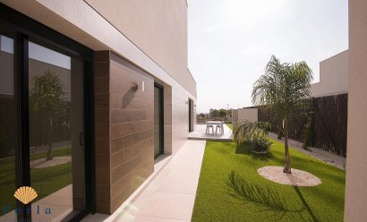 Obra nueva - Villa -
Los Montesinos