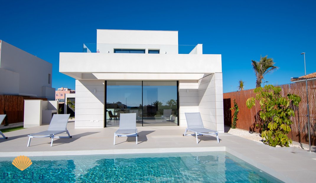 Obra nueva - Villa -
Los Montesinos