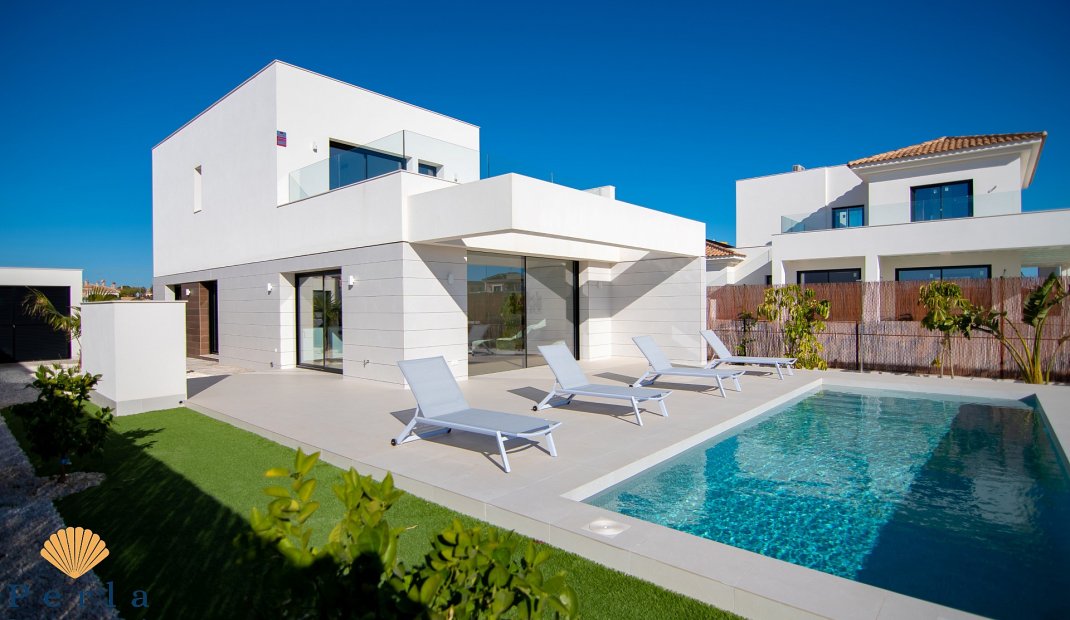 Obra nueva - Villa -
Los Montesinos