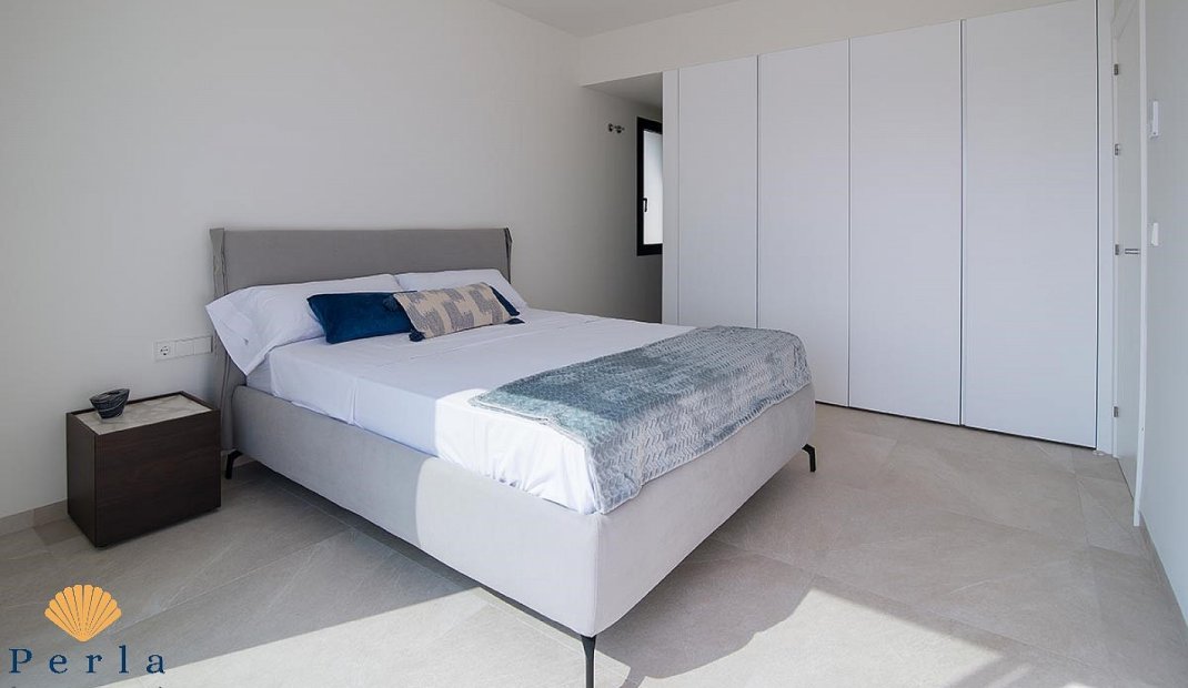 Obra nueva - Villa -
Los Montesinos