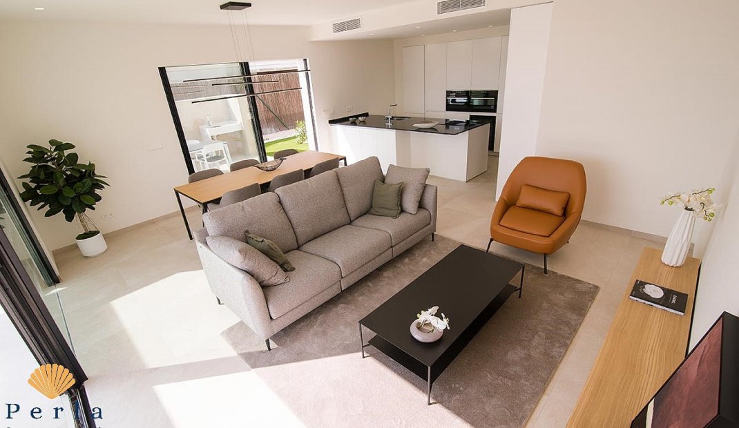 Obra nueva - Villa -
Los Montesinos