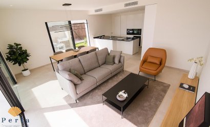 Obra nueva - Villa -
Los Montesinos