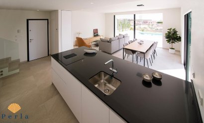 Obra nueva - Villa -
Los Montesinos