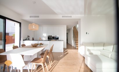 Obra nueva - Villa -
Los Montesinos