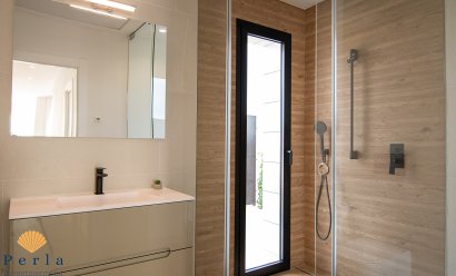 Obra nueva - Villa -
Los Montesinos
