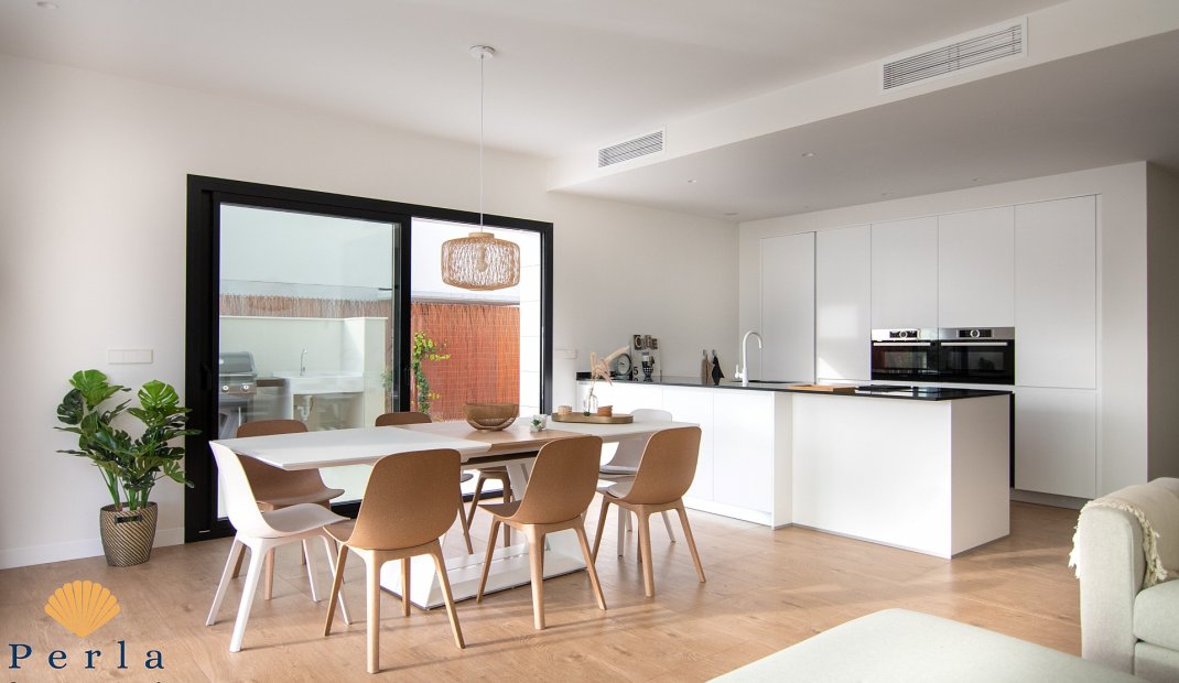 Obra nueva - Villa -
Los Montesinos