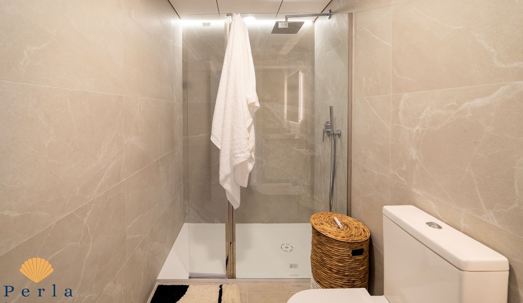 Obra nueva - Apartamento -
Gran Alacant