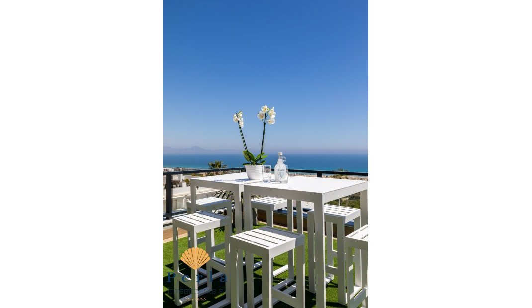 Obra nueva - Apartamento -
Gran Alacant