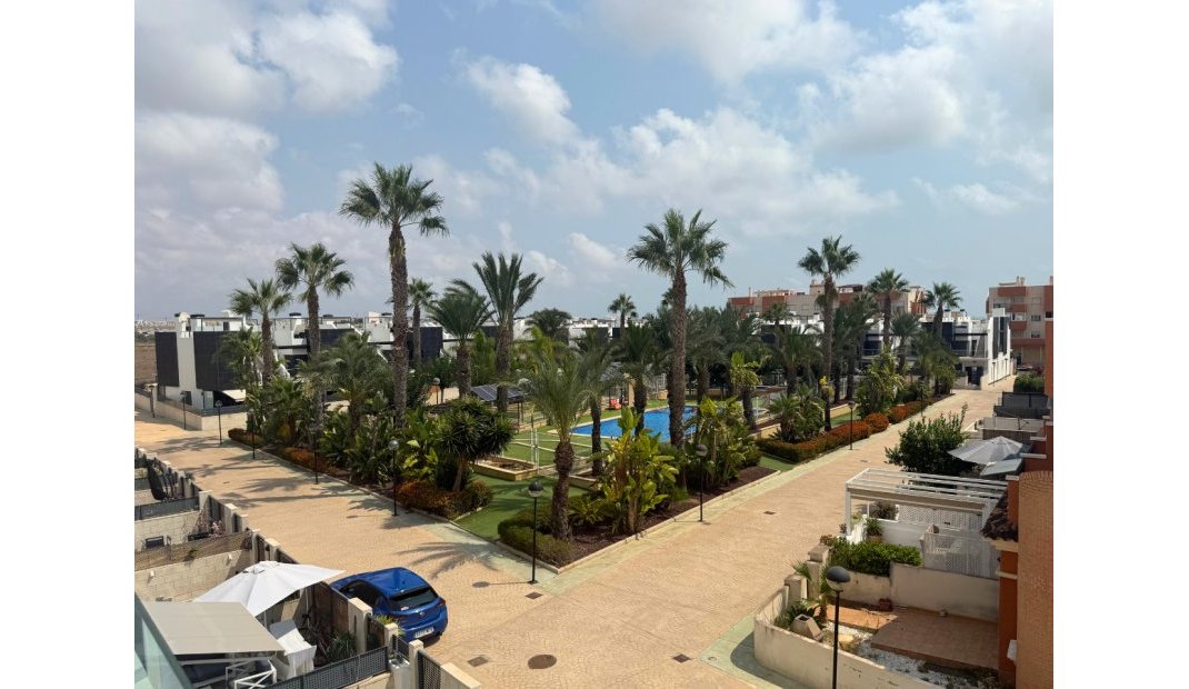 Resale - Townhouse -
Playa Flamenca