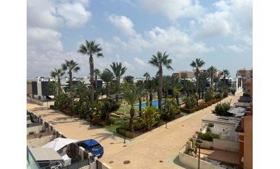 Resale - Townhouse -
Playa Flamenca