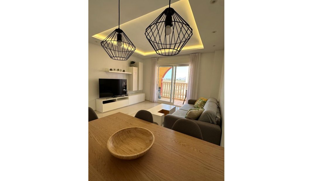 Reventa - Apartamento -
Los Alcázares