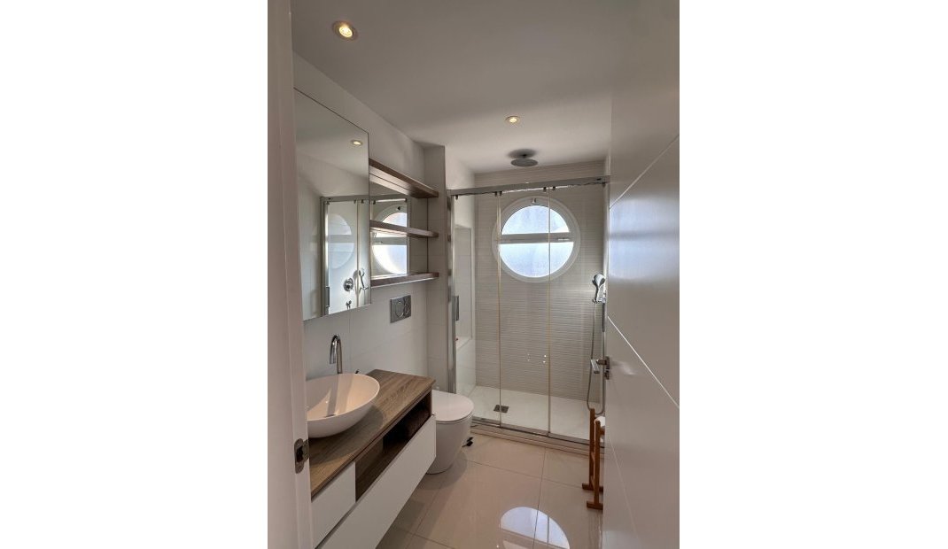 Reventa - Apartamento -
Los Alcázares