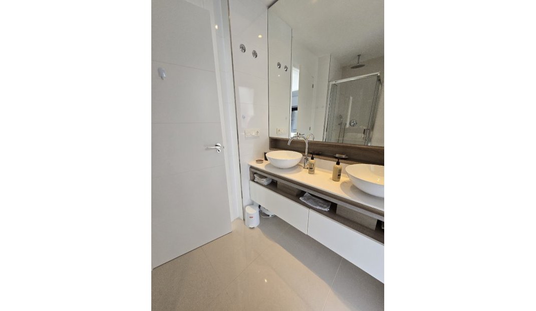 Endursala - Einbýlishús -
Ciudad Quesada