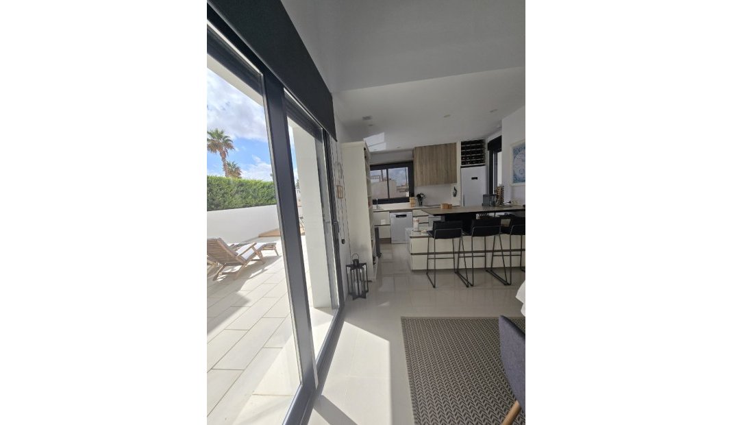 Endursala - Einbýlishús -
Ciudad Quesada