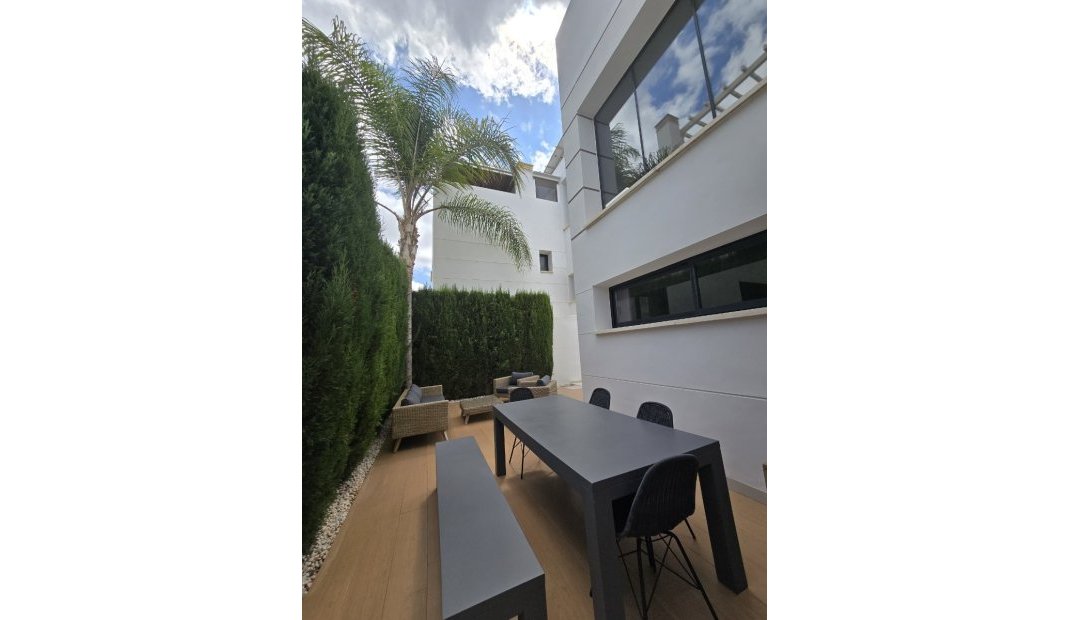 Endursala - Einbýlishús -
Ciudad Quesada