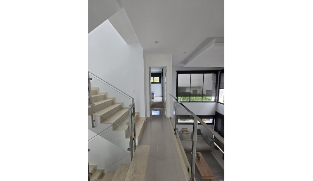 Endursala - Einbýlishús -
Ciudad Quesada