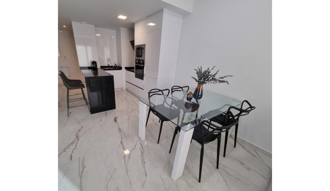 Nýbygging - Íbúð -
Los Altos