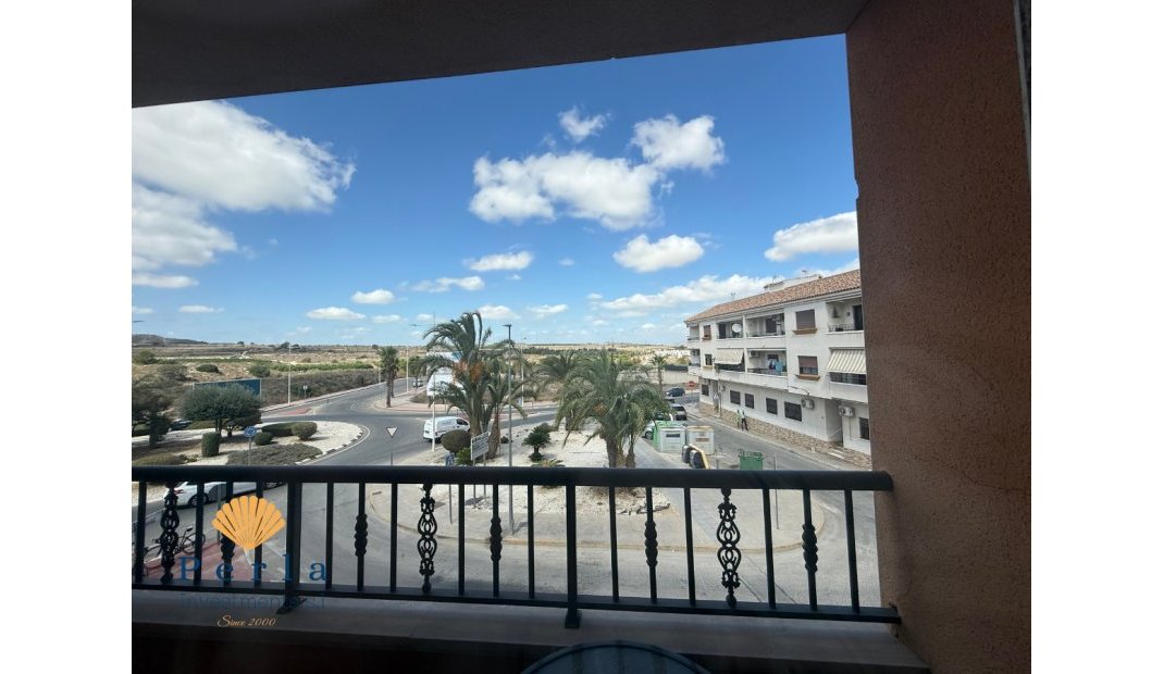 Resale - Apartment -
San Miguel de Salinas