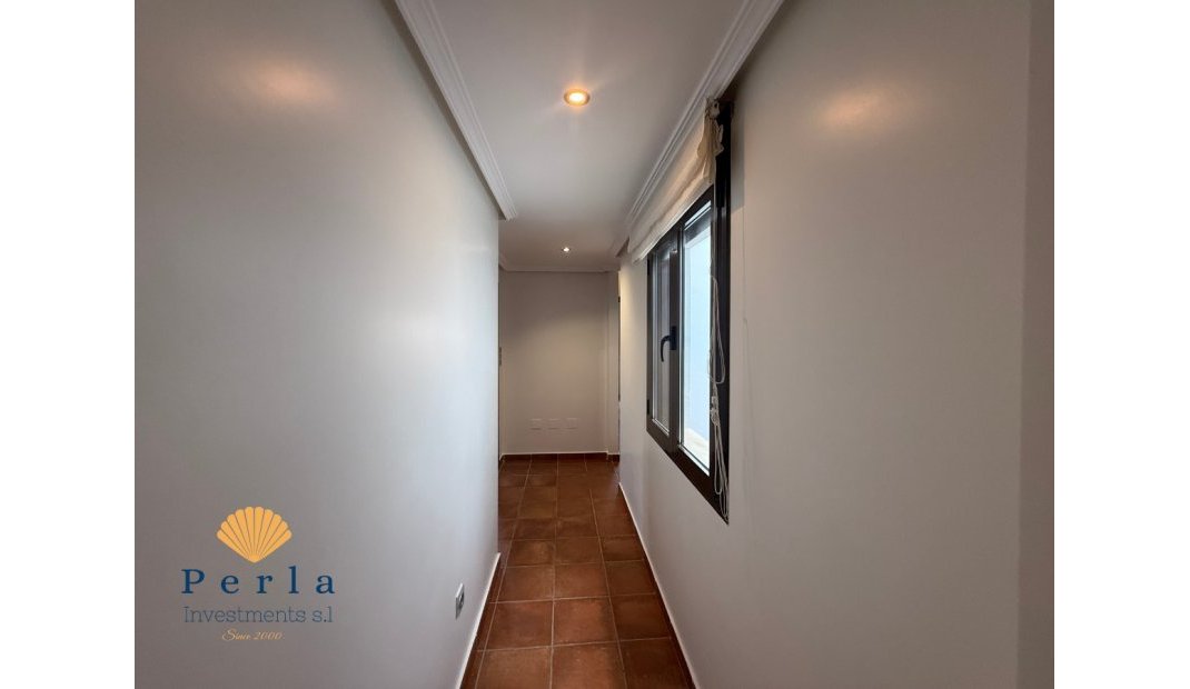 Resale - Apartment -
San Miguel de Salinas