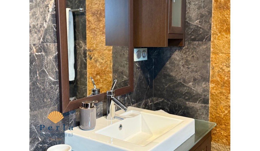 Resale - Apartment -
San Miguel de Salinas