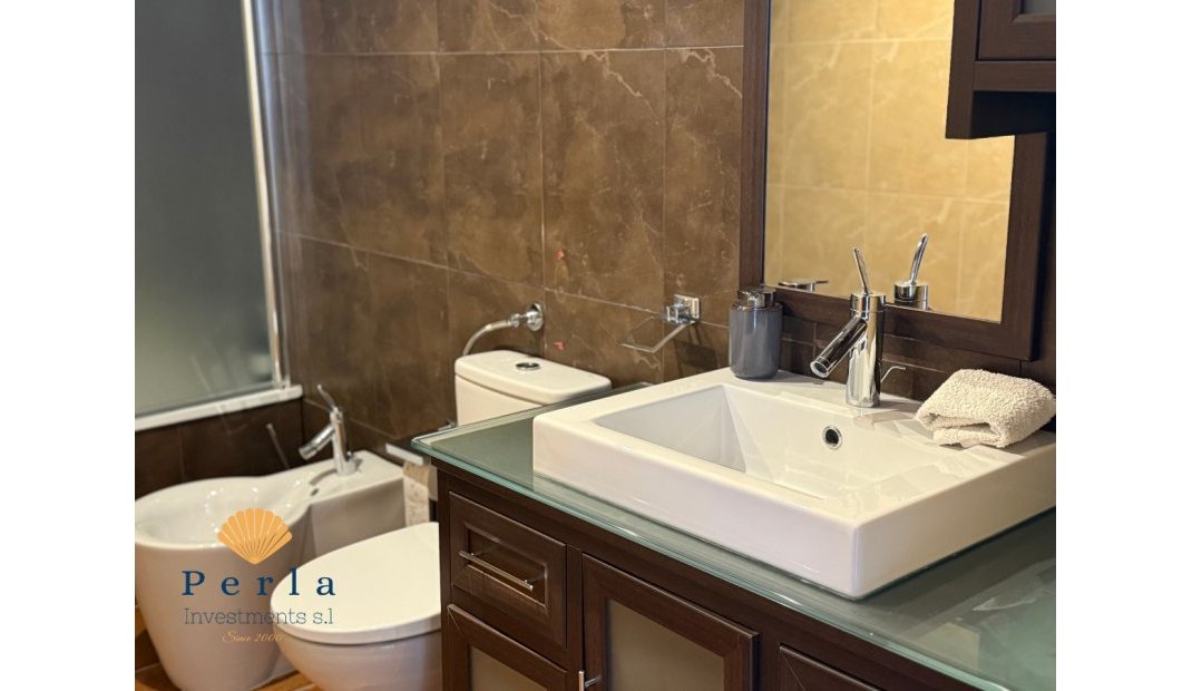 Resale - Apartment -
San Miguel de Salinas