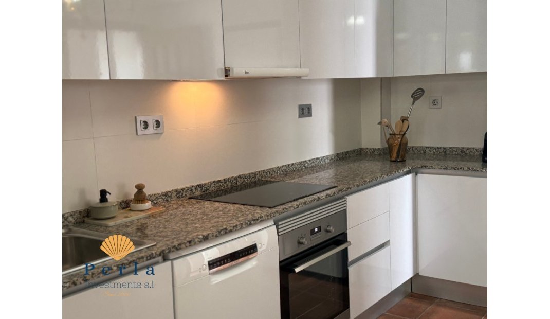 Resale - Apartment -
San Miguel de Salinas