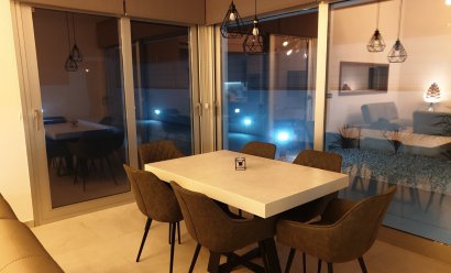 Resale - Villa -
El Raso