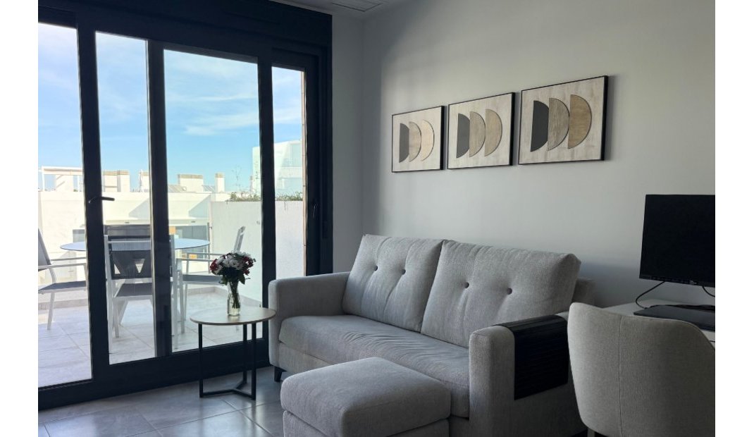 Resale - Apartment -
Villamartin