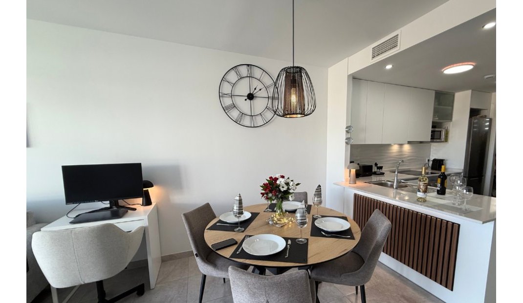 Resale - Apartment -
Villamartin