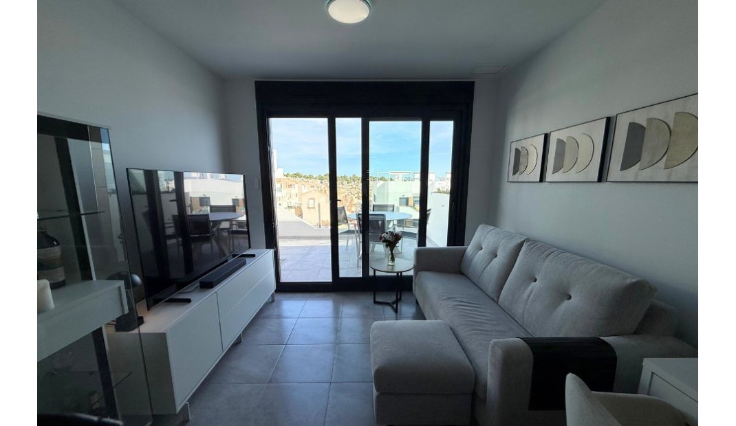 Resale - Apartment -
Villamartin