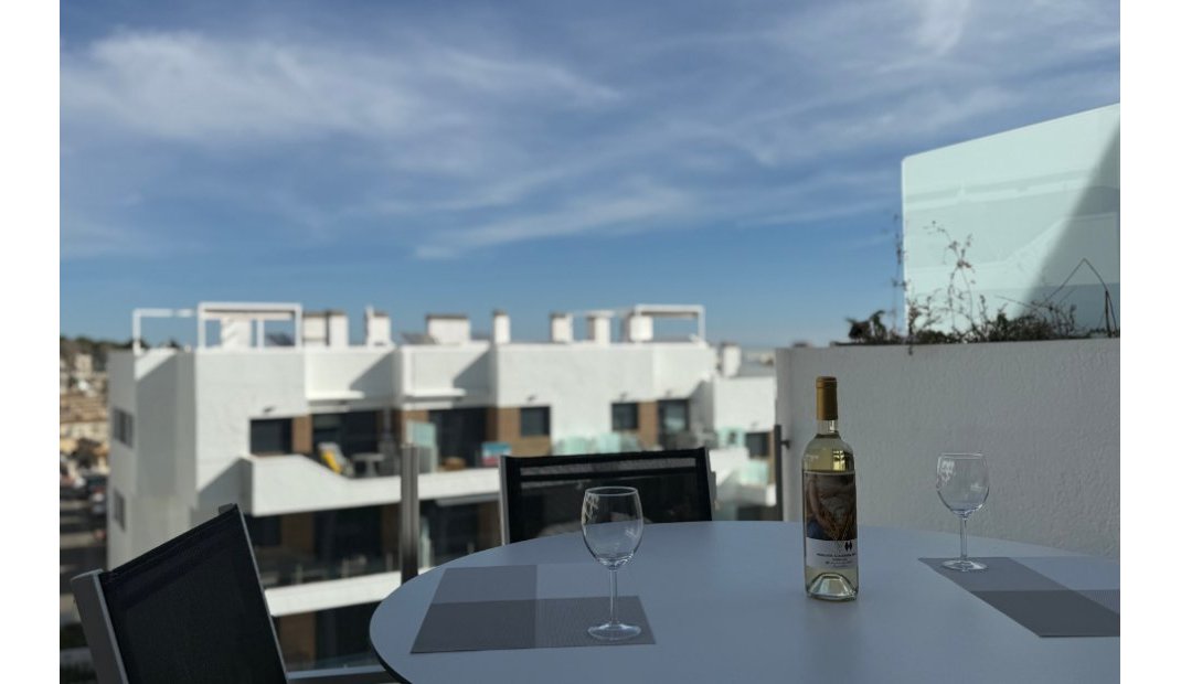 Resale - Apartment -
Villamartin