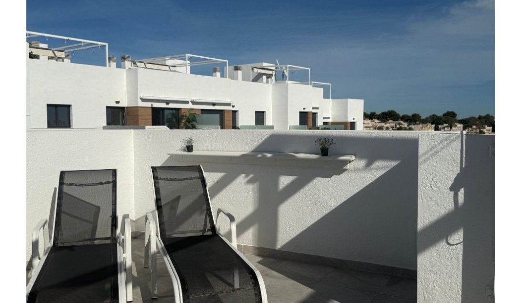 Resale - Apartment -
Villamartin