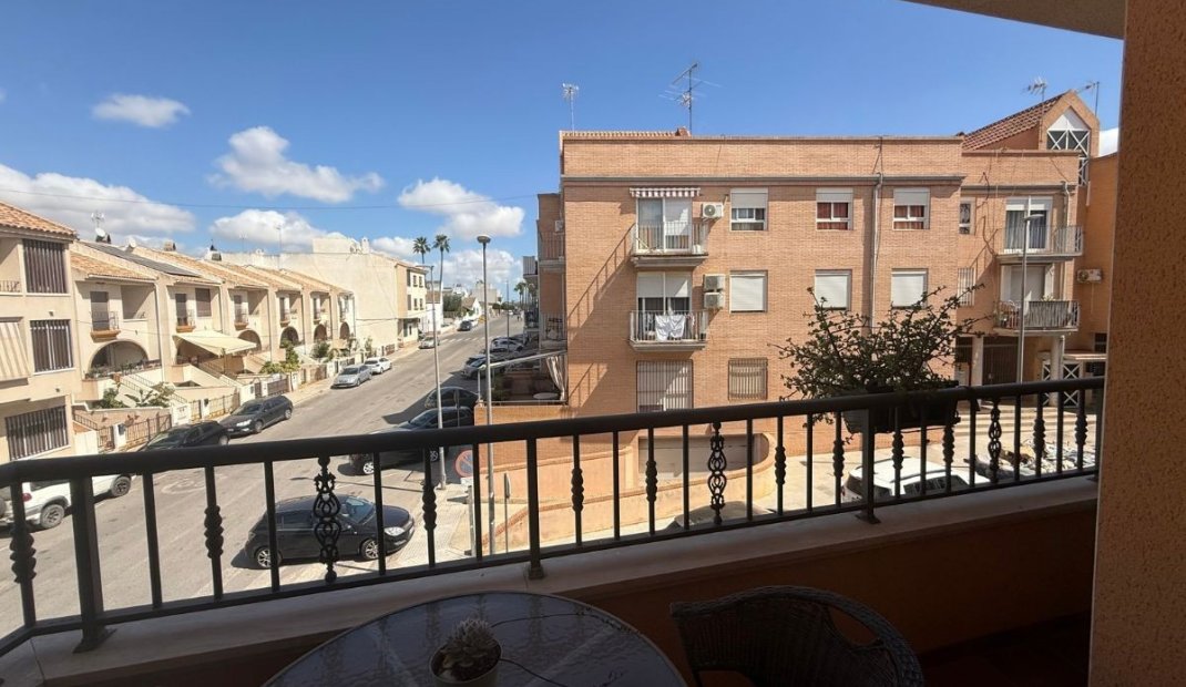 Resale - Apartment -
San Miguel de Salinas